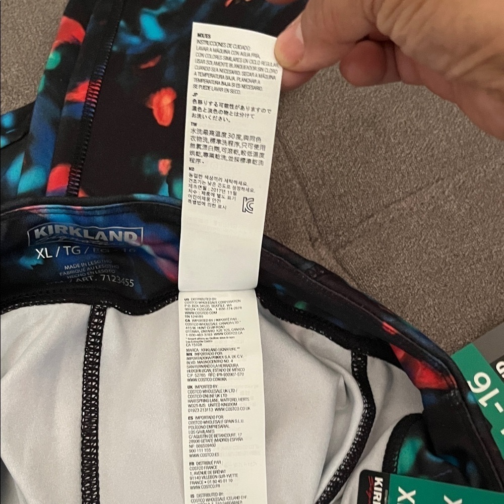 Kirkland Signature Black Multicolor Kids Leggings - Picture 10 of 11